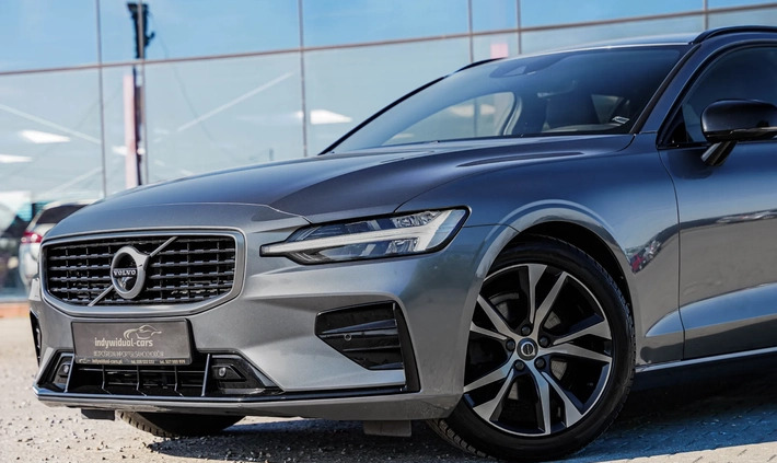 Volvo V60 cena 98900 przebieg: 157000, rok produkcji 2019 z Zalewo małe 781